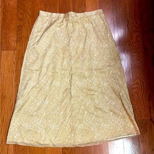 J. Crew tan beige midi skirt. Inside liner. Super lightweight and comfy. Size 4